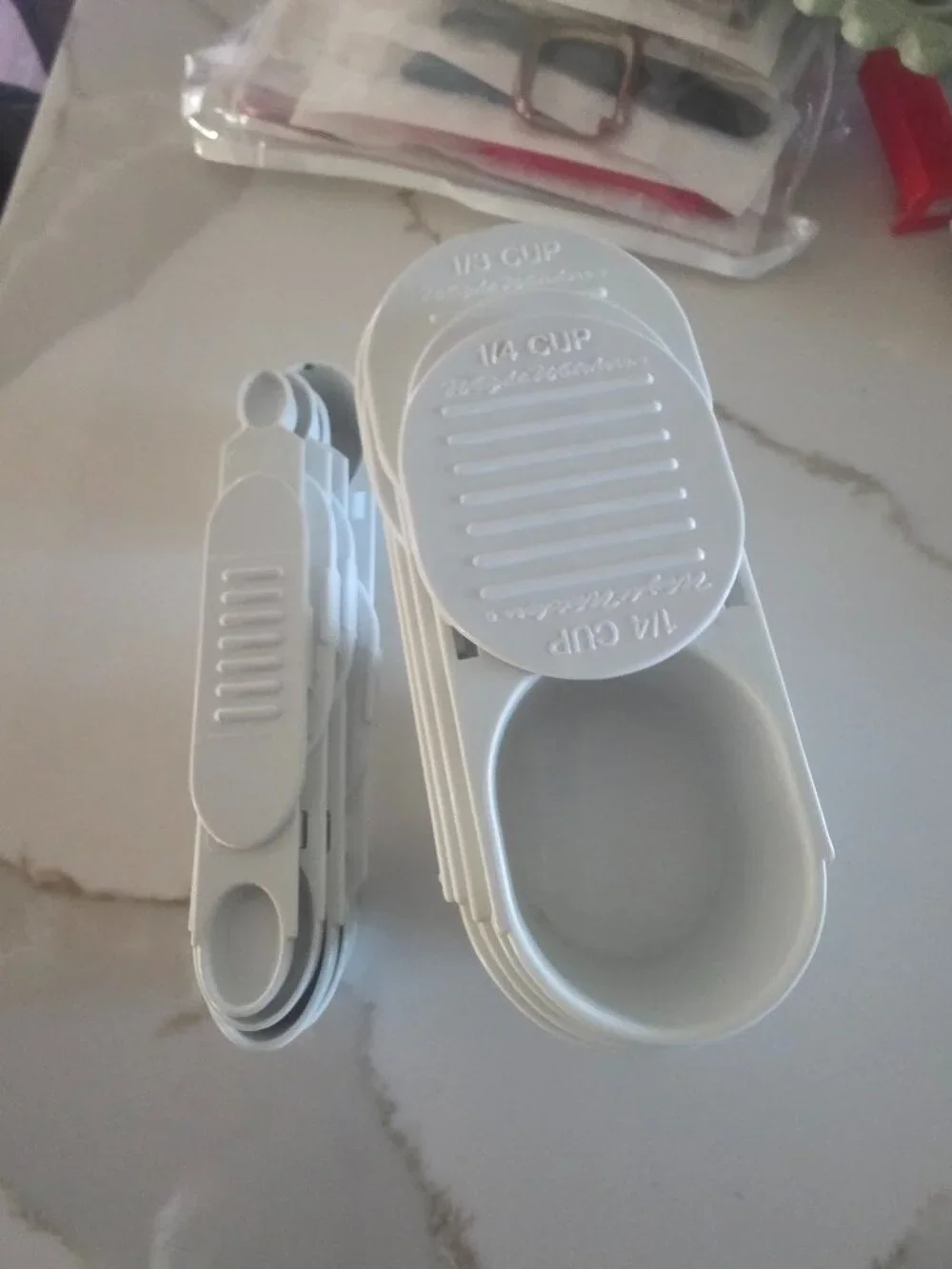 VTG Weight Watchers Set 4 White Measuring Cups & 4 Measuring Spoons Slide Top